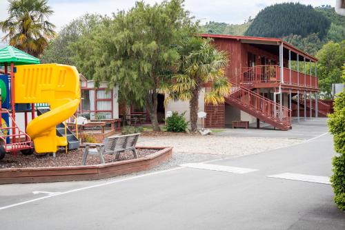 Nelson South Resort | Nelson City TOP 10 Holiday Park