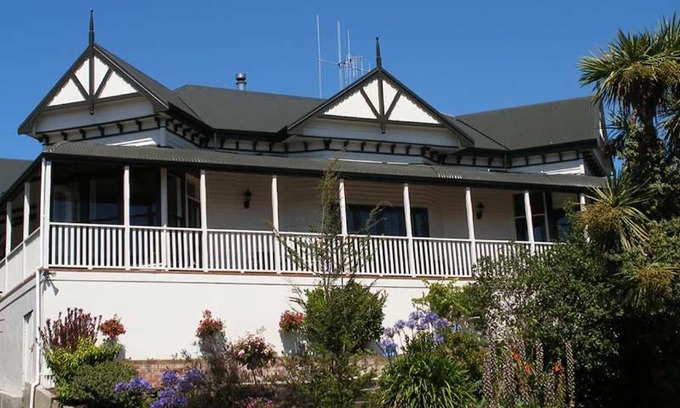 Timaru Bed & Breakfast | Nelson Heights Bed & Breakfast
