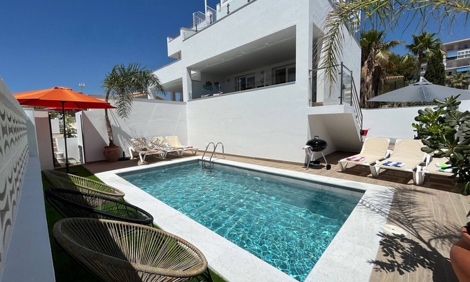 Nerja Villa | Nerja Paradise Rentals - Villa Las Palmeras