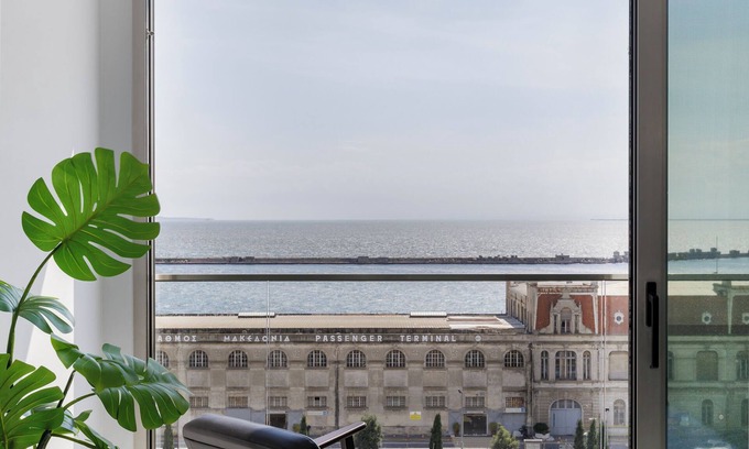 Ladadika Apartment | Nero by halu. Lux seafront apartments