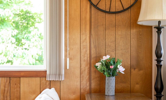 Williamsburg House | Nestled in the Maples