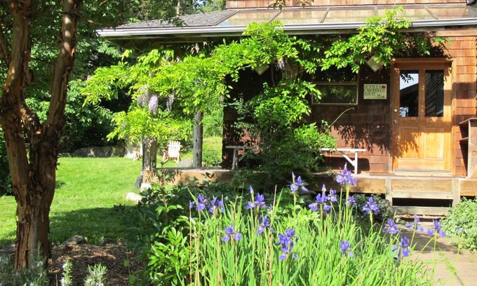 Lummi Island Resort | Nettles Farm