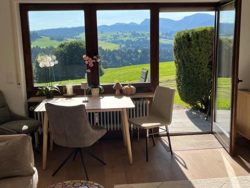 Irsengund Apartment | Neu - Ferienwohnung Allgäuparadies - Traumhafte Aussichten mitten in der Natur des Westallgäus