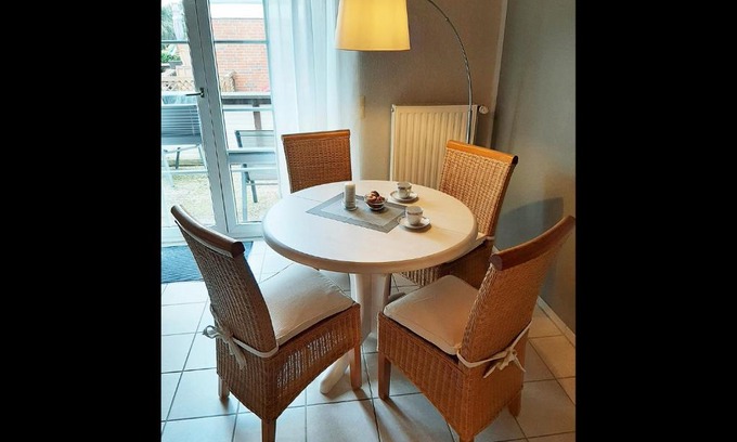 Niebuell Apartment | NEU! Schicke Ferienwohnung Niebüll