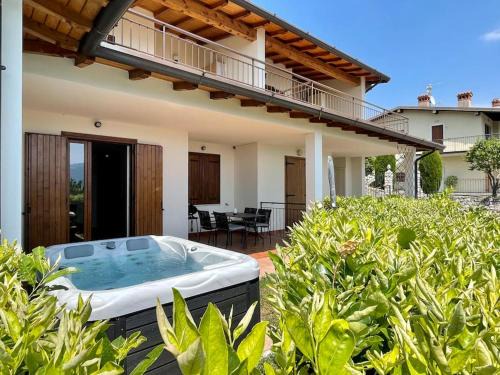 Oldesio Apartment | NEU Suite Perlago, Whirlpool & Seeblick