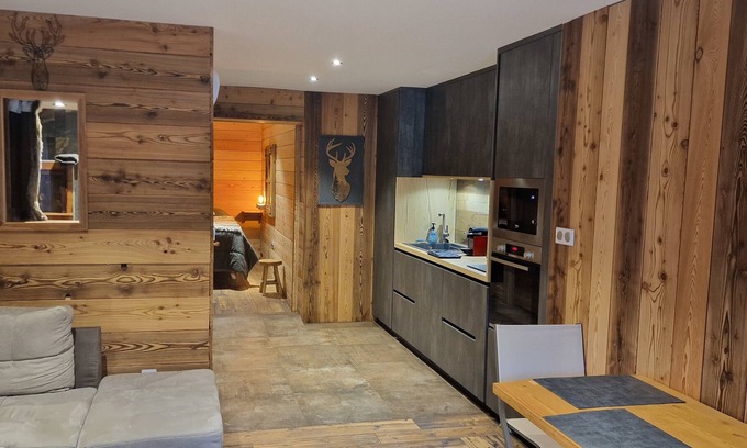Nevache Apartment | Nevaloup - Beautiful cozy and sunny apartment