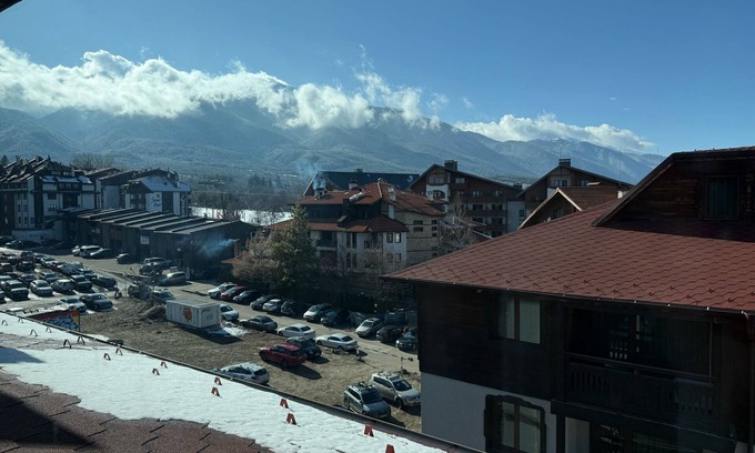 Shiligarnika Apartment | New 1-bedroom apartment opposite Gondola in gorgeous Bansko with nice view +WIFI