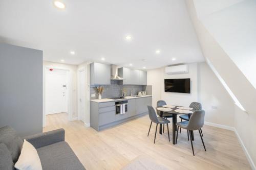 Bayswater Apartment | New 1Bed with AC near Portobello