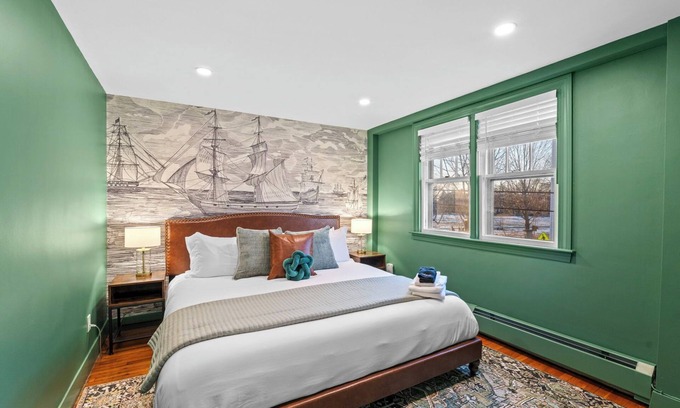 Salem Apartment | NEW 1BR on Salem Common l Steps to Witch Museum and Downtown l Fenced in Yard