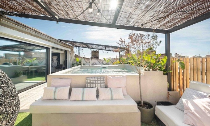 Vilanova I la Geltru Apartment | NEW! 2-Story Design Loft w/POOL | Tru by Palmera