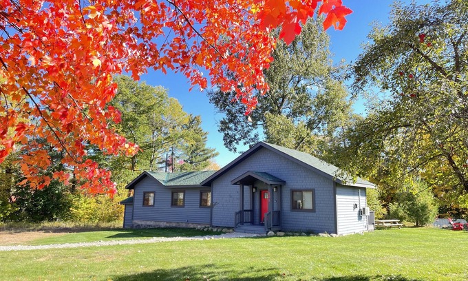 Saranac Lake House | New 3-Bed Charming House