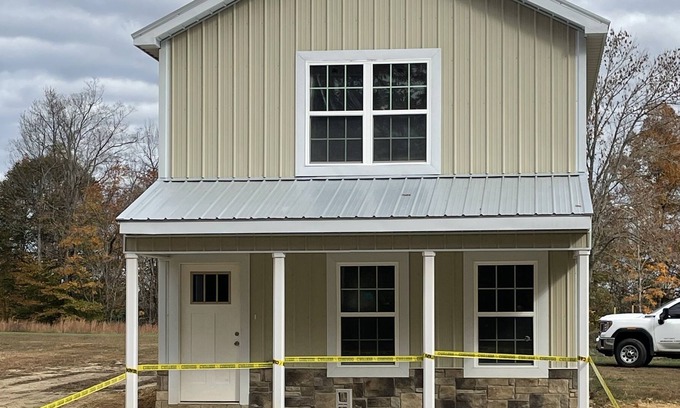 Russell Springs House | NEW 3BR 2.5BA Barndo on Beautiful Lake Cumberland! Available March 2024!