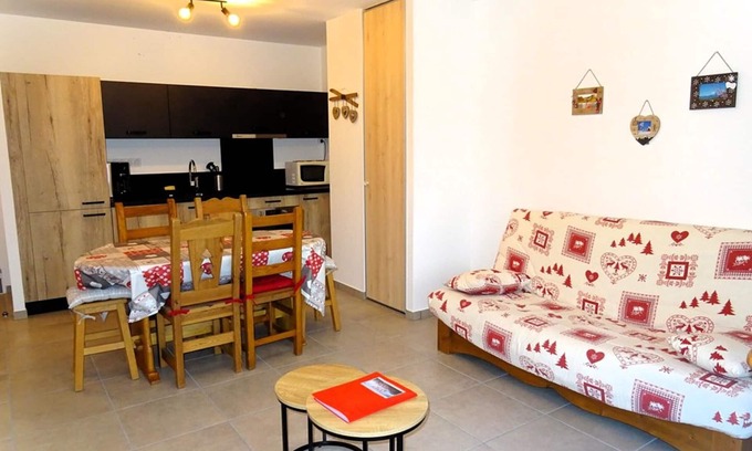 Saint-Jean-dʼAulps Apartment | New 42m² apartment at the foot of the slopes, 1 bed, balcony, ski locker