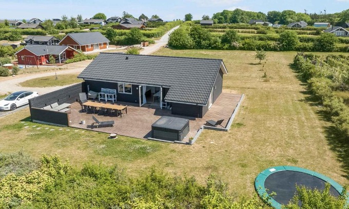 Frørup House | New And Modern Holiday Home With Hot Tub