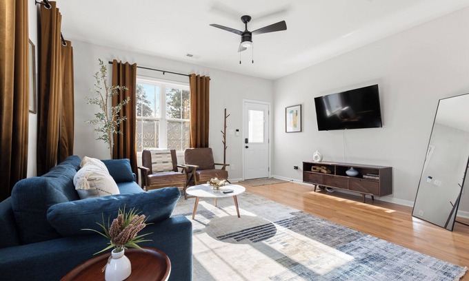 Southwest Raleigh House | NEW and Modern Home Mins from DT Raleigh