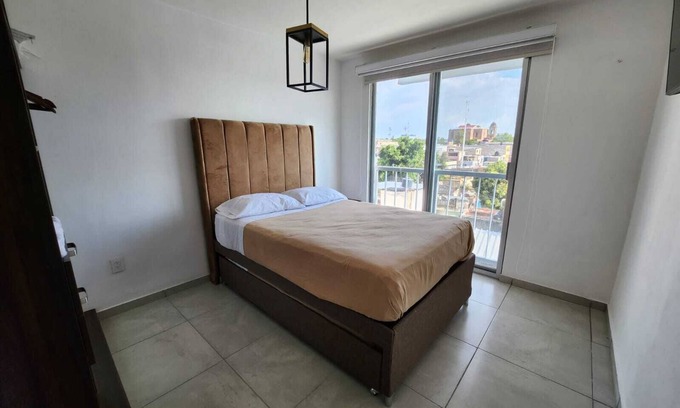 San Juan de Dios Apartment | New and spacious apartment in downtown Guadalajara with pool and gymnasium