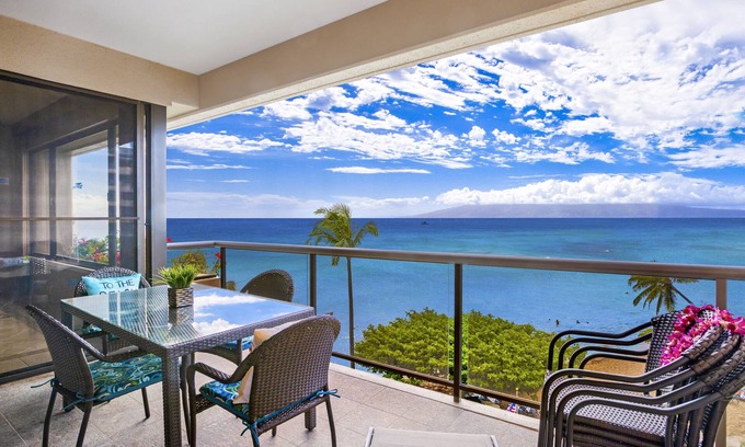 Kahana Condo | NEW! Beachfront, Amazing Views, AC, Hear the Ocean, Beautiful Spacious Remodel