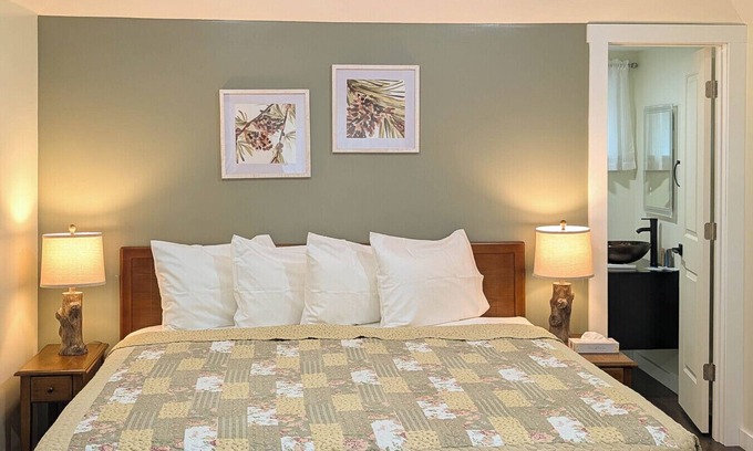 Bar Harbor Cabin | New Beautiful Cabin Cabin 4b