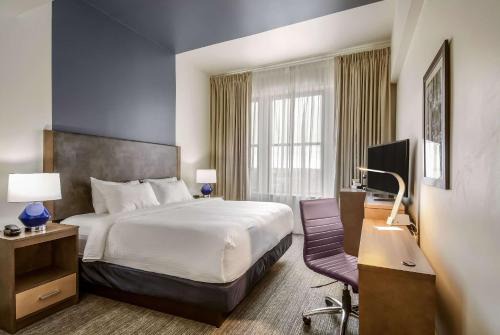New Bedford Hotel | New Bedford Harbor Hotel, an Ascend Collection Hotel