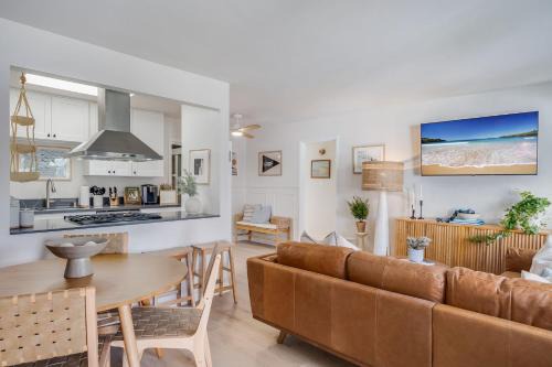 Crown Point House | NEW Boho-Beach House
