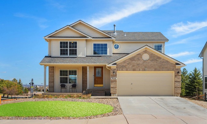 Southwest Colorado Springs House | New! Broadmoor Reserve Home, Mountainside views, Deck. A-STRP-24-0585