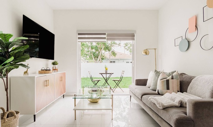 West Little River House | NEW BUILD! Luxury 3 Bedroom /2 Bathroom Private Clean Home - MIAMI☀️🏝