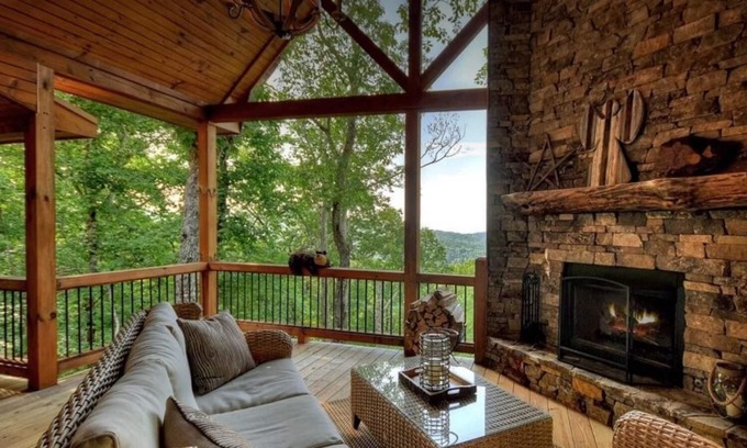 Ridges Over the Lake House | NEW Cabin in Aska Adventure Area!