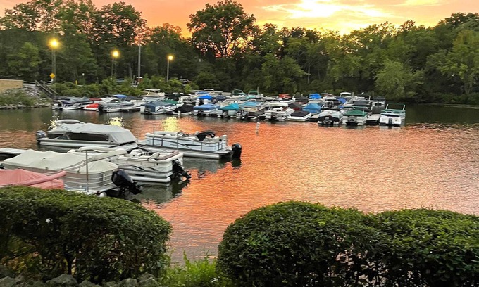Wisconsin Dells Condo | NEW! Canoe Bay Riverwalk Retreat- Waterfront/Pool