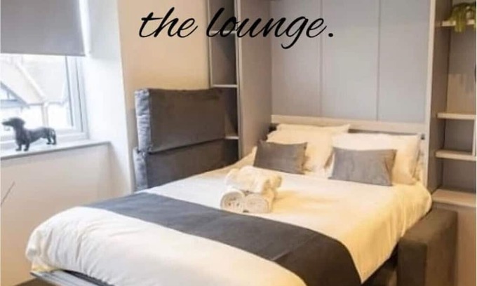 West Finchley Apartment | New Central London 2 Bed, 2 Bath