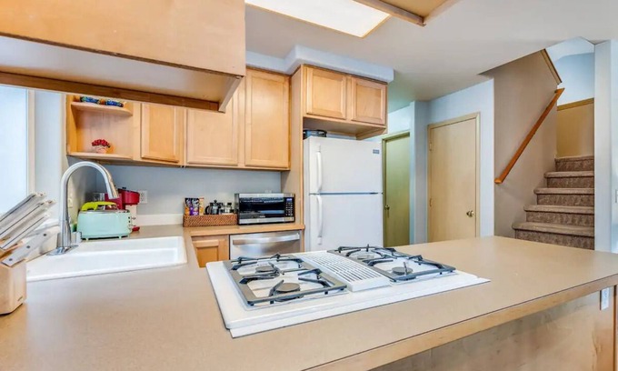 Olympia House | NEW! Charming 3BR Home in the Heart of Olympia