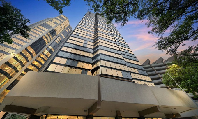 Downtown Honolulu Condo | NEW! Chic DT Honolulu Executive Condo