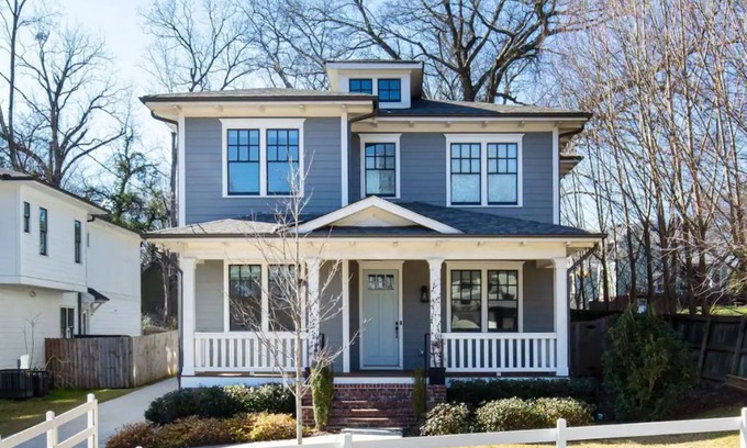 Kirkwood House | New Classy & Spacious Home in Downtown Atlanta