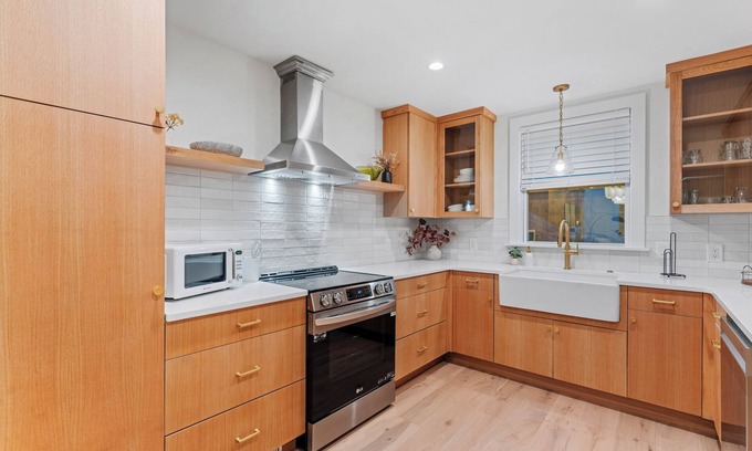 Westside House | New Coastal Edition by King St
