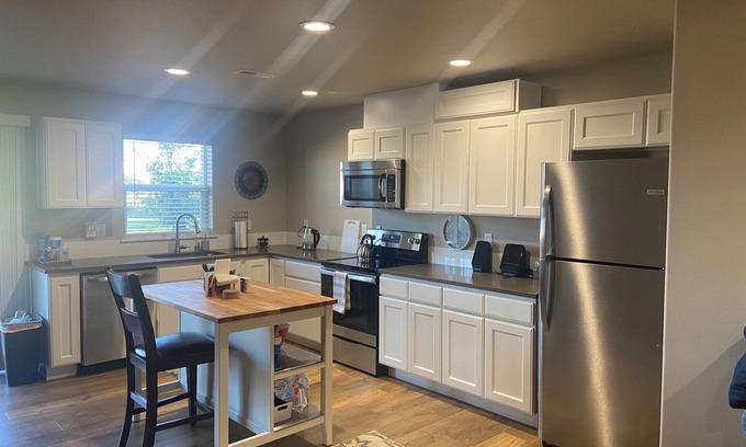 Moses Lake Condo | NEW Condo Moses Lake A2 w VIEW