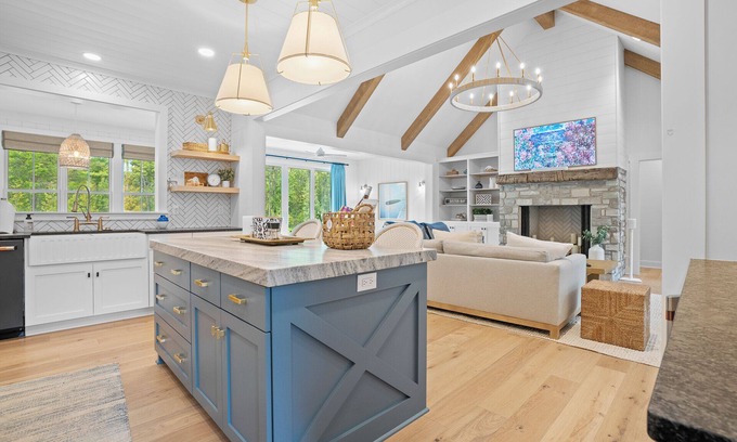 Sister Bay House | New Construction w/Hot tub - Luxury home in Sister Bay- Great for Groups!