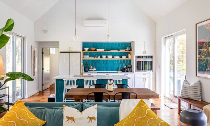 Narrowsburg House | NEW: Cozy Modern Cabin in the Woods