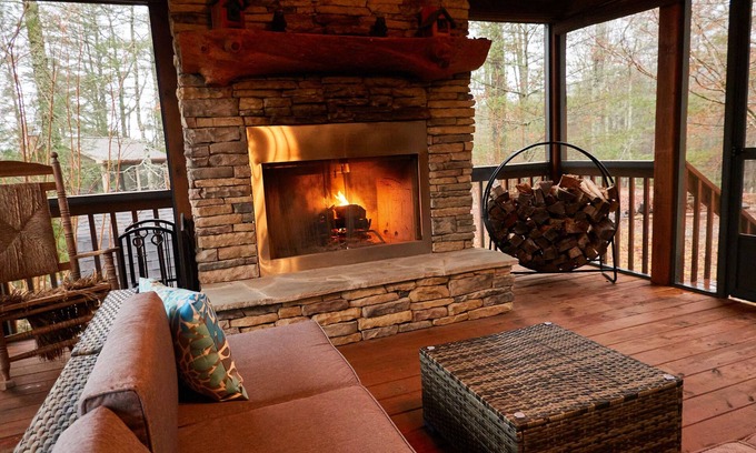 Suches Cabin | NEW Cozy Retreat Mountain Home 2B2B N Ga Mountains, multiple trails, fishing