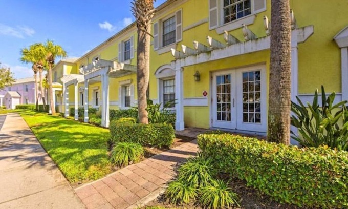 Coquina Key House | NEW! Cozy St Petersburg Escape: Boat Slip On-Site!
