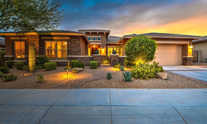 Estrella Mountain Ranch House | NEW! Desert Oasis Retreat in gated golf community