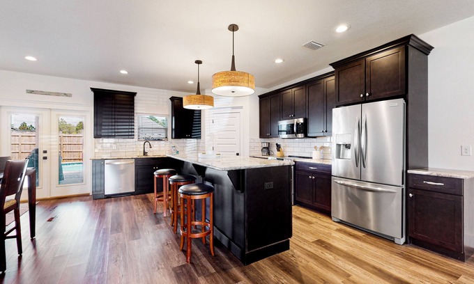 Gulf Breeze House | New dog-friendly home with private saltwater pool, grill, enclosed backyard, AC