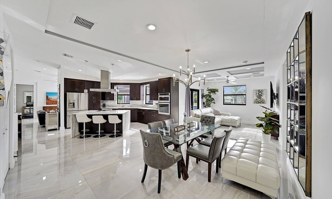 Plantation House | NEW Fort Lauderdale Paradise Getaway!