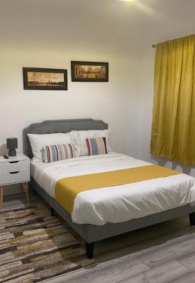 Luton Apartment | New Guest House, Individual Ensuite Rooms with Comfortable Double Beds, TV and WiFi