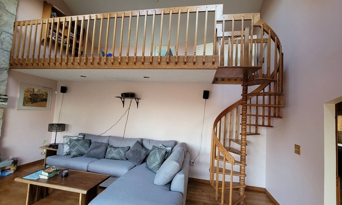 Jefferson Cottage | New Hampshire Getaway! 3 Bedroom Cottage by Redawning