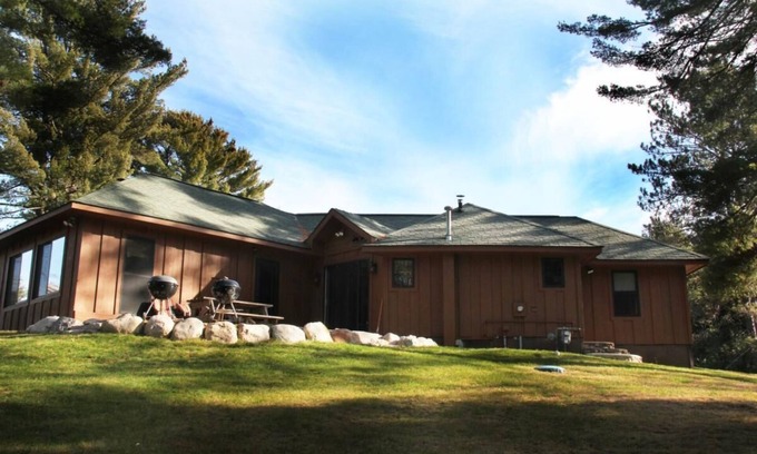 St Germain House | New! Heavenly Found, on the sandy shores of Found Lake.