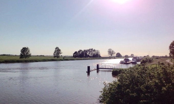 Jumme House | NEW Holiday wooden house directly on the dike with dog