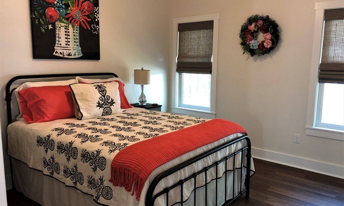 Arden House | New Home Clean 2.5 Mi Airport 15-20 min ASHEVILLE BILTMORE Breweries HIKING GOLF