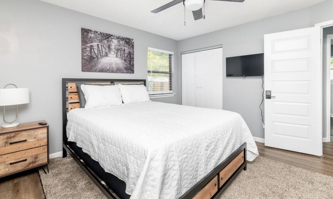 Elizabethtown House | New Home in Elizabethtown, KY · Suite III