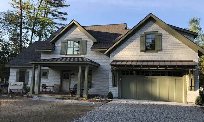 Leland House | New Home on Leland River