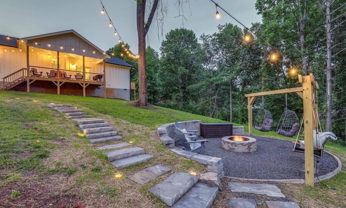 Leicester House | New home w/Fire Pit: 8 miles to downtown Asheville