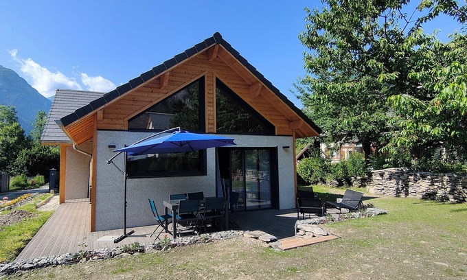 Le Bourg-d'Oisans House | New house in the heart of the Oisans near Alpe Huez
